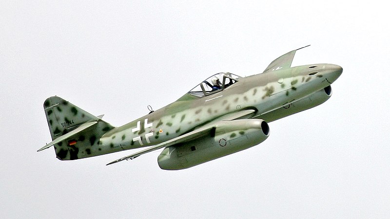 File:Me 262 flight show at ILA 2006.jpg